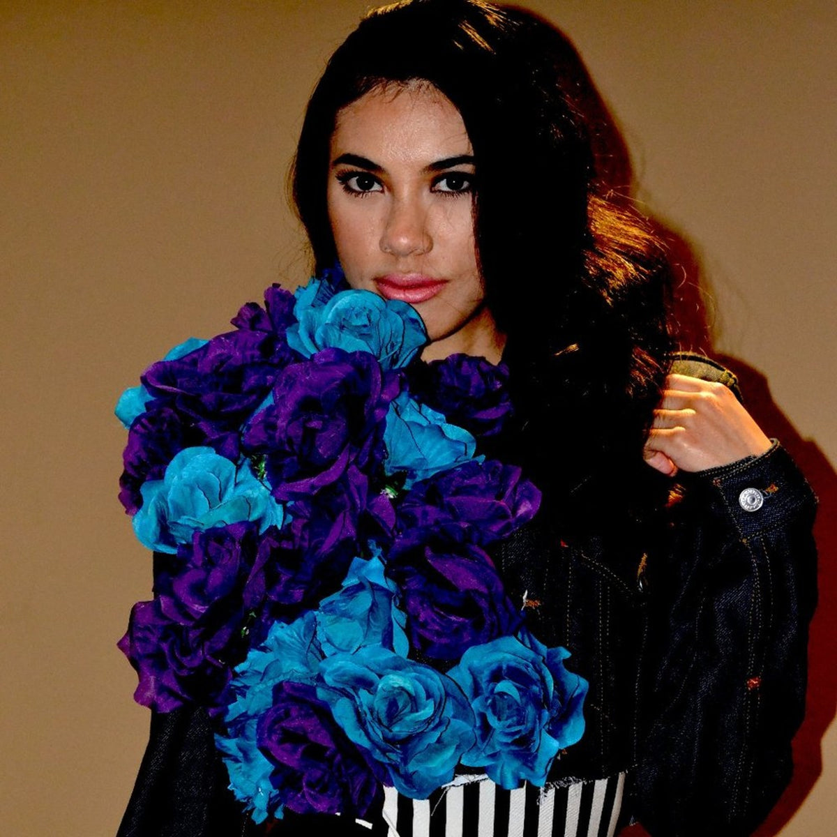 DENIM FLORAL DARK DENIM JACKET